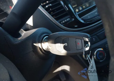 2019 Chevrolet Trax Ls from USA, damaged, VIN 3GNCJKSB2KL293207